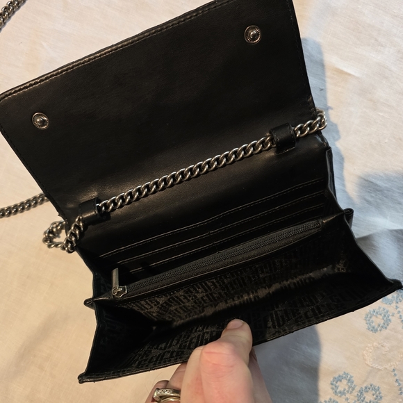 Kurt Geiger Brixton Black Quilted
Leather Chain Lock Crossbody - Picture 10 of 16